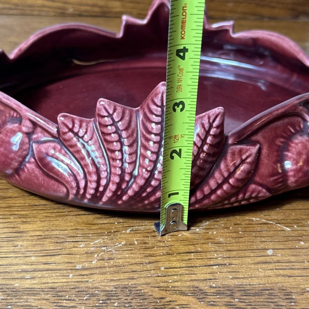 Camark Pottery 143 Burgundy Red Ceramic Leaf Design Centerpiece Bowl 11
